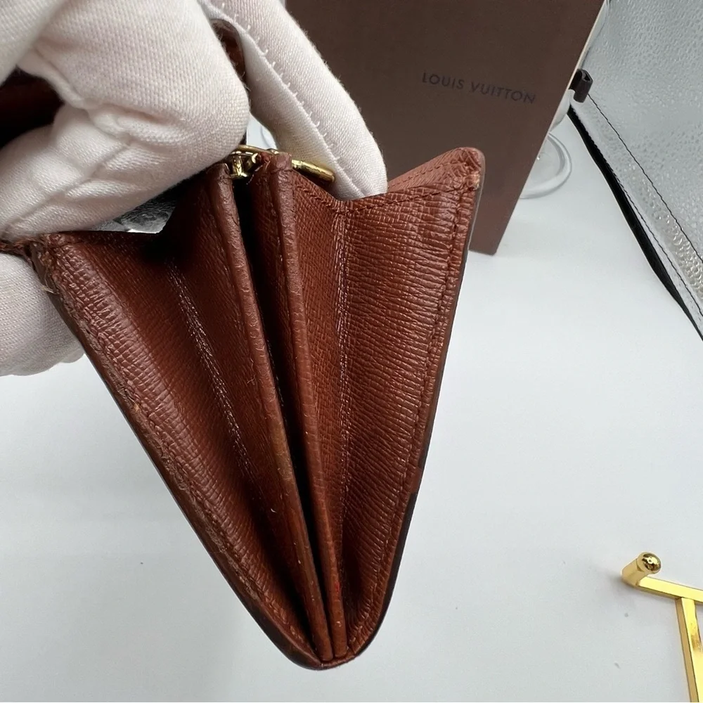 Louis Vuitton Vintage Sarah Wallet - GUC - With COA